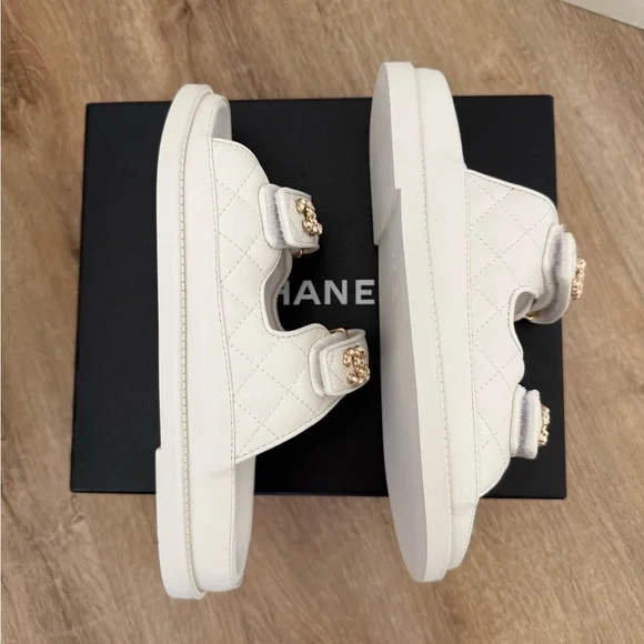 Chanel-labeled Dad Sandal - Picture 9 of 14